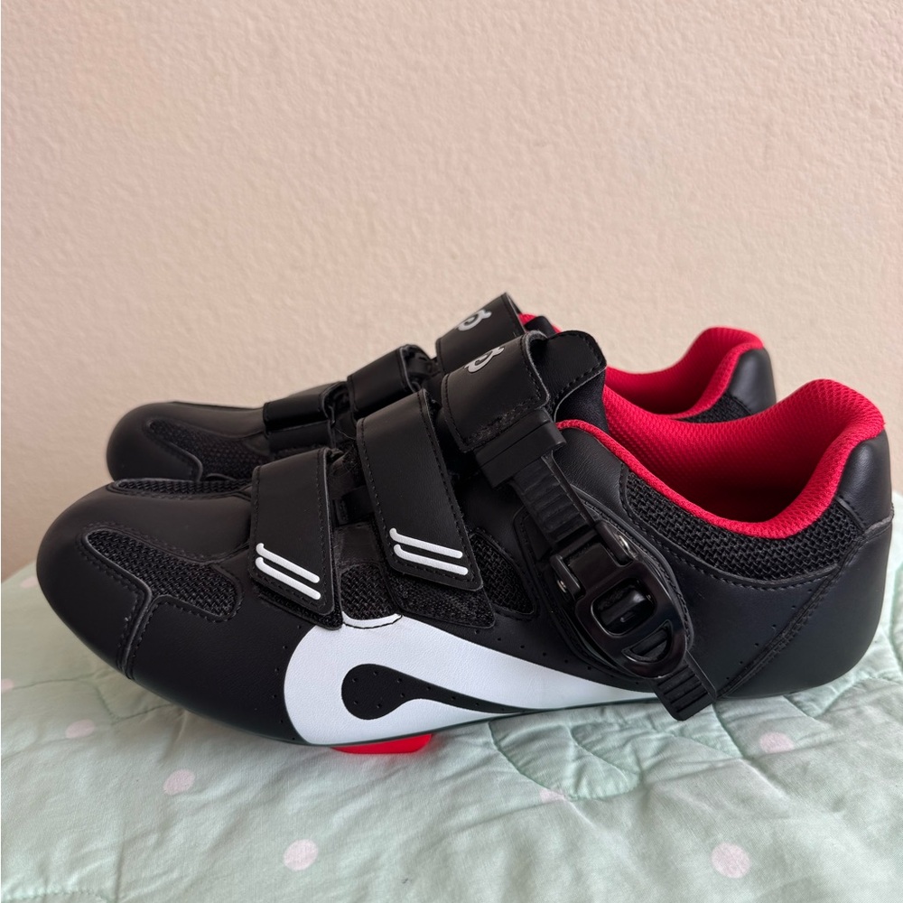 Peloton Black and White Cycling Shoes with Red Trim